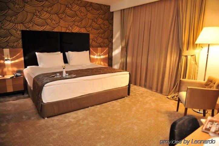 Riva Resatbey Luxury Hotel Adana Zimmer foto